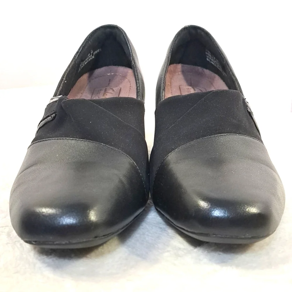 Clarks Woman's Leather Shoes